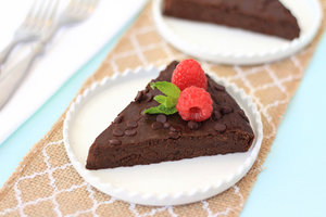 Hungry Girl Fudgy Flourless Chocolate Cake Hungry Girl Fudgy Flourless Chocolate Cake